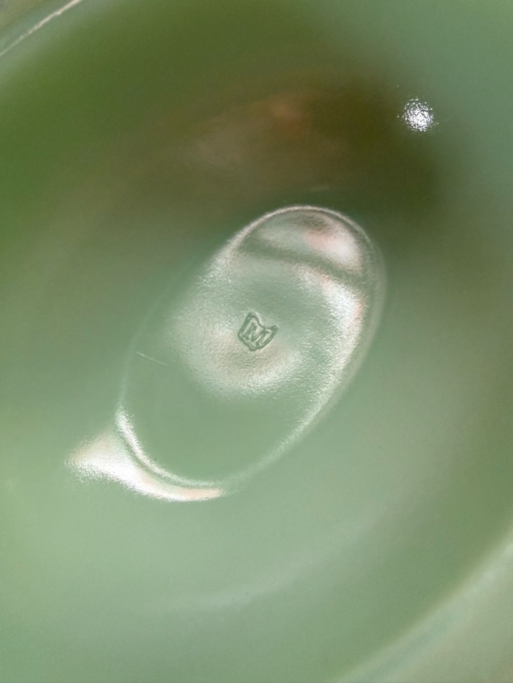 Mosser Jadeite Bunny on nest - Picture 7 of 10